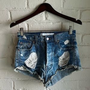 The Laundry Room California sz 25 light blue distressed style jean denim